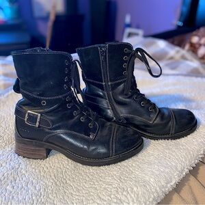 Stylish Black Leather Women's Boots